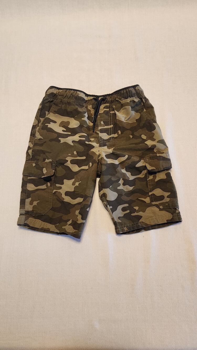 Boys Univibe Camo Pull-On Cargo Shorts Size Small Elastic Waistband Drawstring